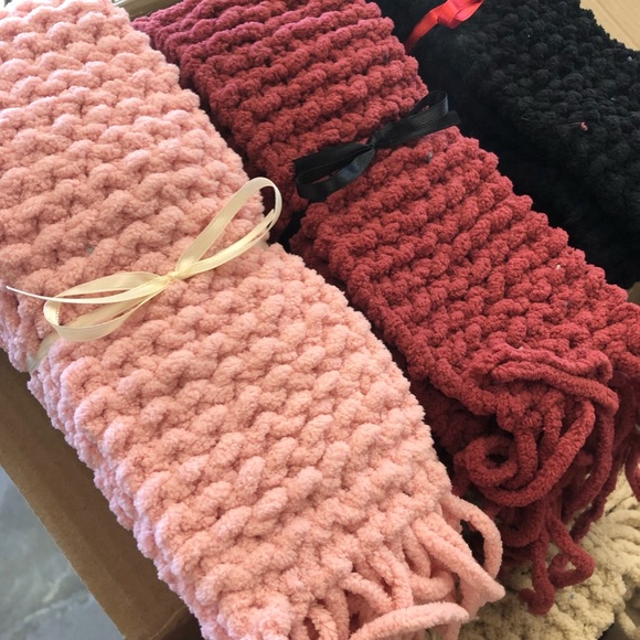 Handmade crochet/ knit scarfs - many colors - bundle and save / some with fringe - Picture 4 of 12